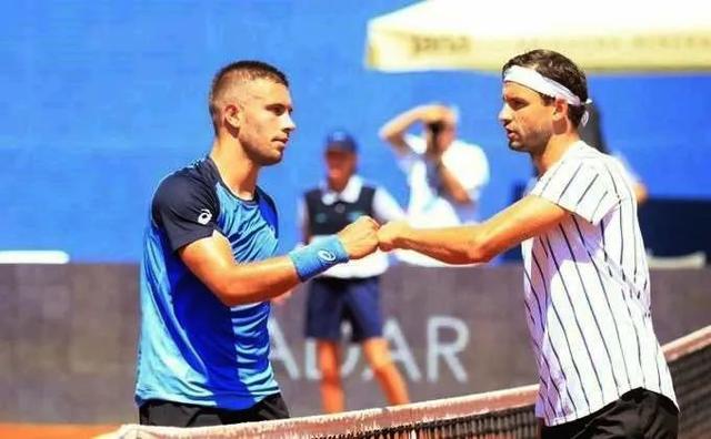 的呼吸声 的呼吸声