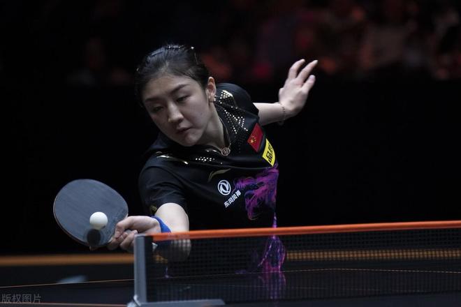 费观赛连续 费观赛连续