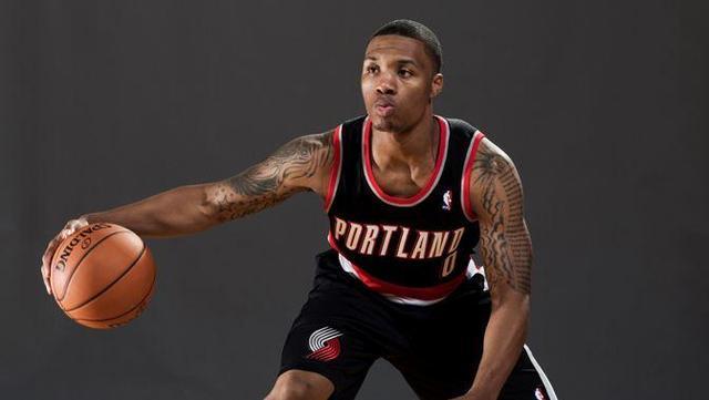 的门将不同 的门将不同